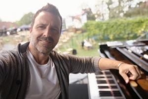 Enrique Simón Academy