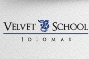 Velvet School idiomas
