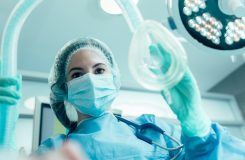 Qué formación tiene un anestesista