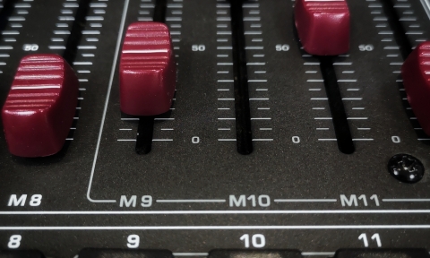 Doctorados de Comunicación Audiovisual television, radio. audio and video. Audiovisual. BNC cable